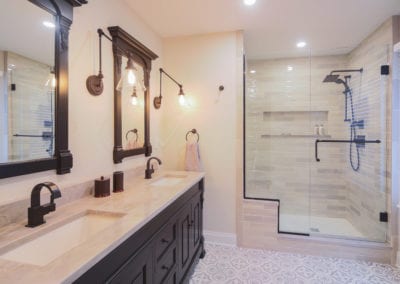 Avon Lake Master Shower